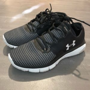 Under Armour SpeedForm Fortis 2 size 6.5